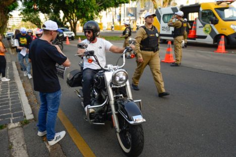 Imagem referente a Paraná encerra Semana Nacional de Trânsito com destaque a bons condutores e segurança