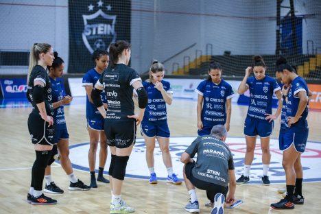 Imagem referente a Tudo ou nada para Stein e Adef na Liga Feminina de Futsal