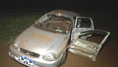 Imagem referente a Corsa capota após colisão frontal na BR-163 entre Mercedes e Marechal Rondon