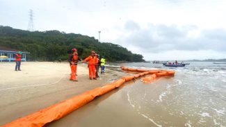 Ponte de Guaratuba promove treinamento de emergência ambiental marítima