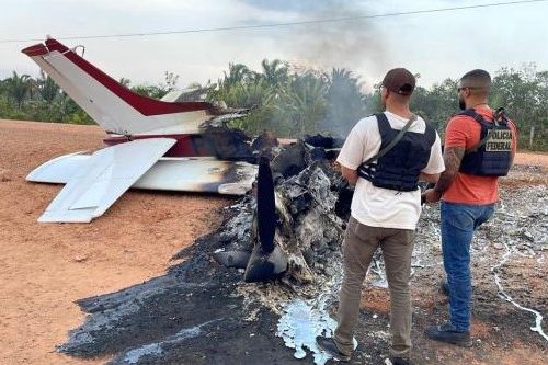 Imagem referente a Cerco se aperta contra criminosos que ousam desafiar o espaço aéreo brasileiro