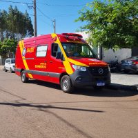 Imagem referente a Enquanto manuseava esmerilhadeira, homem sofre corte na perna