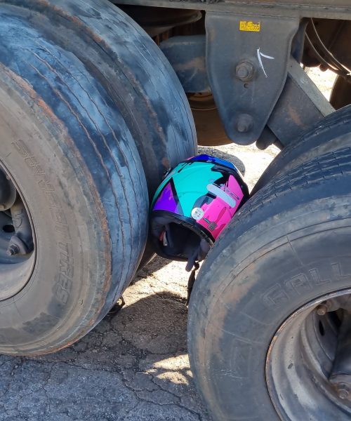 Imagem referente a Impressionante! Motociclista nasce de novo após grave acidente no Bairro Universitário