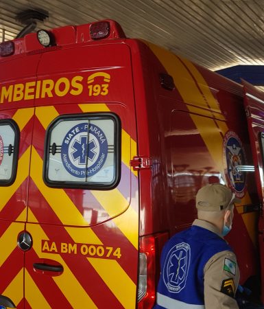 Imagem referente a Duas mulheres ficam feridas após frenagem brusca de ônibus do transporte coletivo