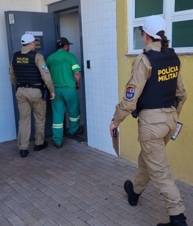 Imagem referente a Dirigindo embriagado, homem se envolve em acidente e acaba preso