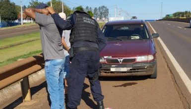 Imagem referente a GM prende três indivíduos e recupera carro furtado