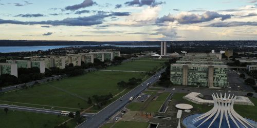 Imagem referente a Servidor federal: portaria define regras para recessos de fim de ano