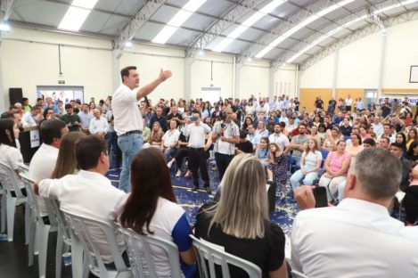 Imagem referente a Com investimento de R$ 10 milhões, governador inaugura colégio em Mauá da Serra