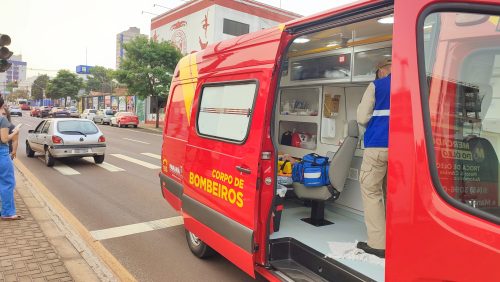 Imagem referente a Idosa é atropelada por carro em frente ao Clube Comercial, na Rua Recife