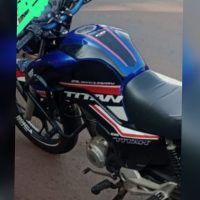 Imagem referente a Honda Titan, placa QVE-5E65, foi furtada no bairro Brasília