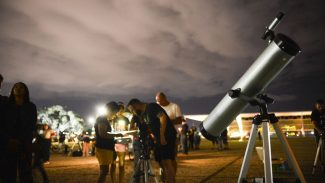 Cometa que passará perto da Terra poderá ser visto no Brasil