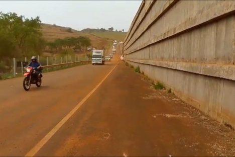 Imagem referente a DER/PR libera a 2ª via marginal da PR-445 no viaduto de acesso para Irerê