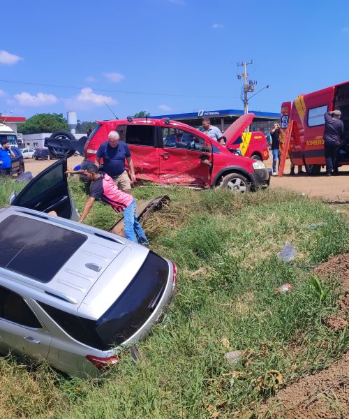 Imagem referente a Grave acidente deixa vítimas na BR-369 em Cascavel; bebê é entubado