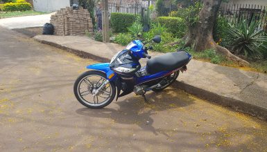 Imagem referente a Saindo da UPA, motociclista passa mal e cai em quebra-molas no bairro Periolo