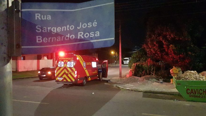 Mulher fica ferida em acidente no Santa Felicidade