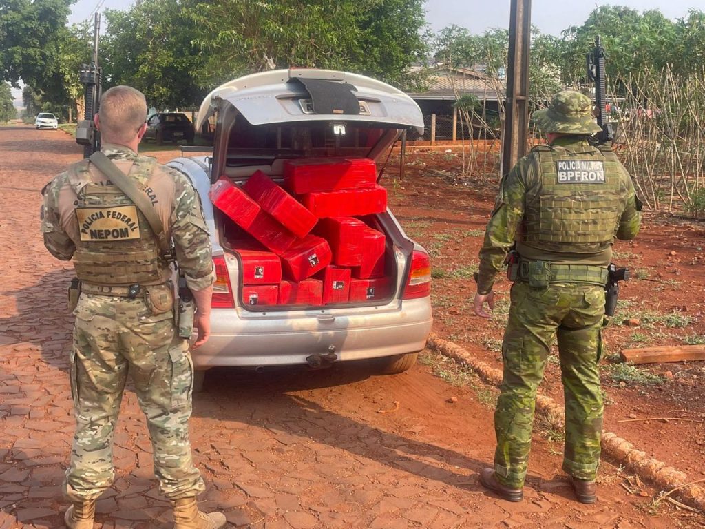 BPFron e PF apreendem 360 quilos de maconha em Guaíra