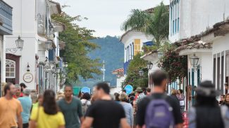 Festa Literária Internacional movimenta Paraty a partir desta quarta