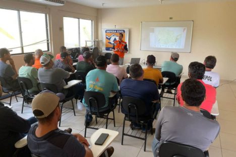 Imagem referente a Força-tarefa de combate a incêndios inicia treinamento de 600 brigadistas florestais