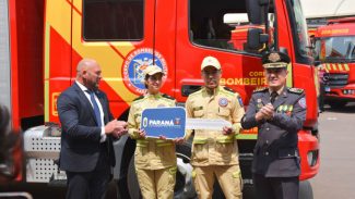 Corpo de Bombeiros festeja 112 anos com homenagens e entrega de viaturas