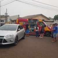 Imagem referente a Acidente entre carro e moto no Bairro Interlagos deixa rapaz ferido