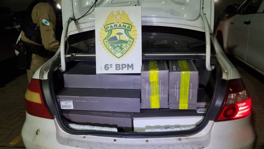 PM intercepta veículo carregado com 70 caixas de vinho em Cascavel