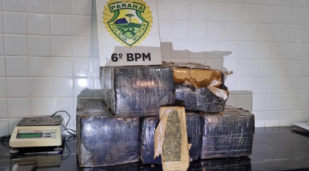 Trio é flagrado com 73 kg de maconha em veículo na BR-277 em Cascavel