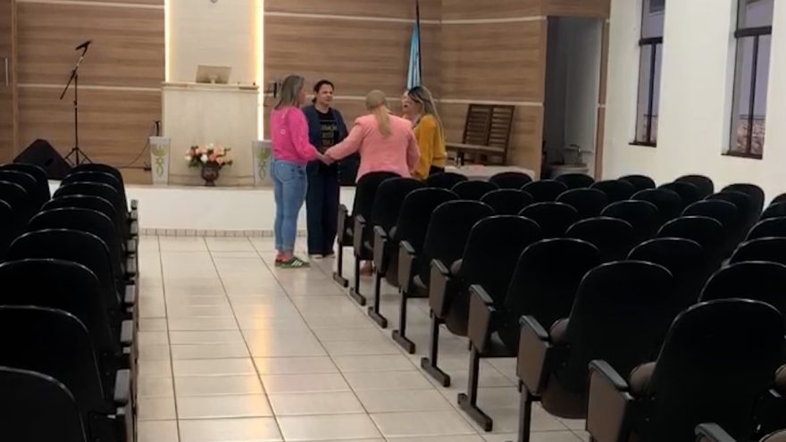 Encontros de clamor são realizados pela recuperação da pequena Manu que caiu na piscina