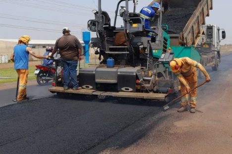 Imagem referente a PR-182 entre Palotina e Toledo recebe serviços de conservação do pavimento