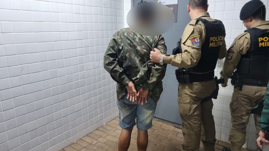 Rapaz é detido por furto e posse de drogas em Lindoeste