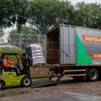 Imagem referente a Defesa Civil envia ajuda humanitária para Dois Vizinhos após estragos do granizo