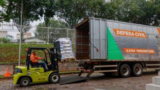 Defesa Civil envia ajuda humanitária para Dois Vizinhos após estragos do granizo