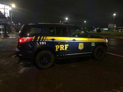 Imagem referente a PRF realiza operação no Trevo do Guarujá em Cascavel