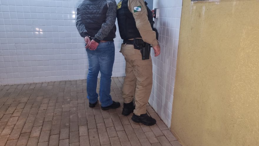Acusado de ameaçar a ex, homem é detido pela Polícia Militar