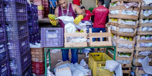 Imagem referente a CCJ do Senado aprova redução de imposto para mercados doarem alimentos