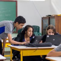 Imagem referente a Melhor educação do Brasil: formação e estrutura transformam o ensino no Paraná