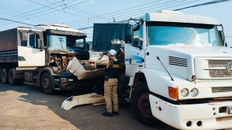 Caminhões se envolvem em acidente no Cataratas, em Cascavel