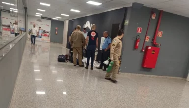 Imagem referente a Após passar mal, homem morre dentro de supermercado em Apucarana