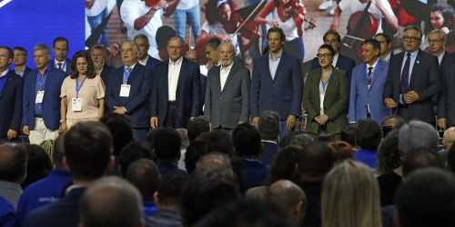 Imagem referente a Lula amplia Programa Acredita para beneficiar empresas exportadoras