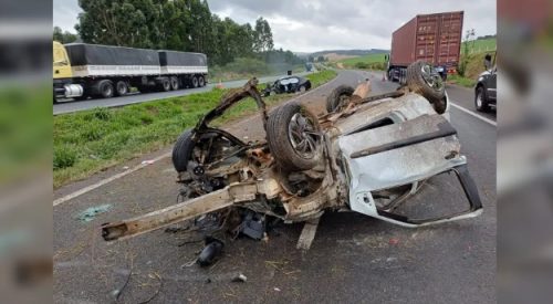 Imagem referente a Acidente mata duas mulheres na BR-376 em Ponta Grossa