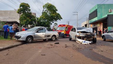 Imagem referente a Forte colisão é registrada no Bairro Universitário