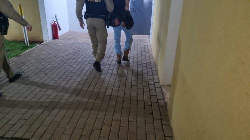 Imagem referente a Homem é detido após ameaçar familiares no Jardim Veneza