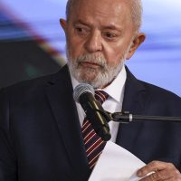 Imagem referente a Lula cancela ida ao Brics na Rússia após sofrer acidente doméstico