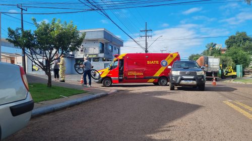 Imagem referente a Bicicleta e SW4 se envolvem em colisão no Bairro São Cristóvão