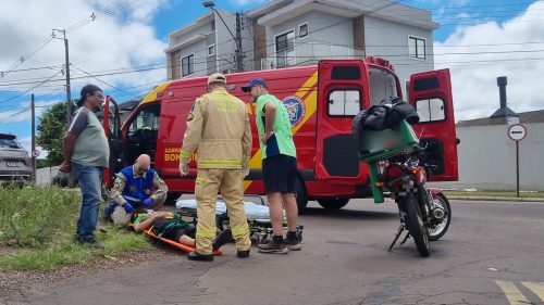 Imagem referente a Motociclista é socorrido pelo Siate após acidente de trânsito no Maria Luiza