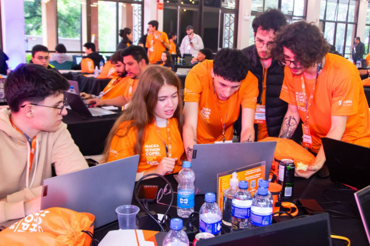 Universitários apresentam soluções inovadoras no Hackathon Copel 2024
