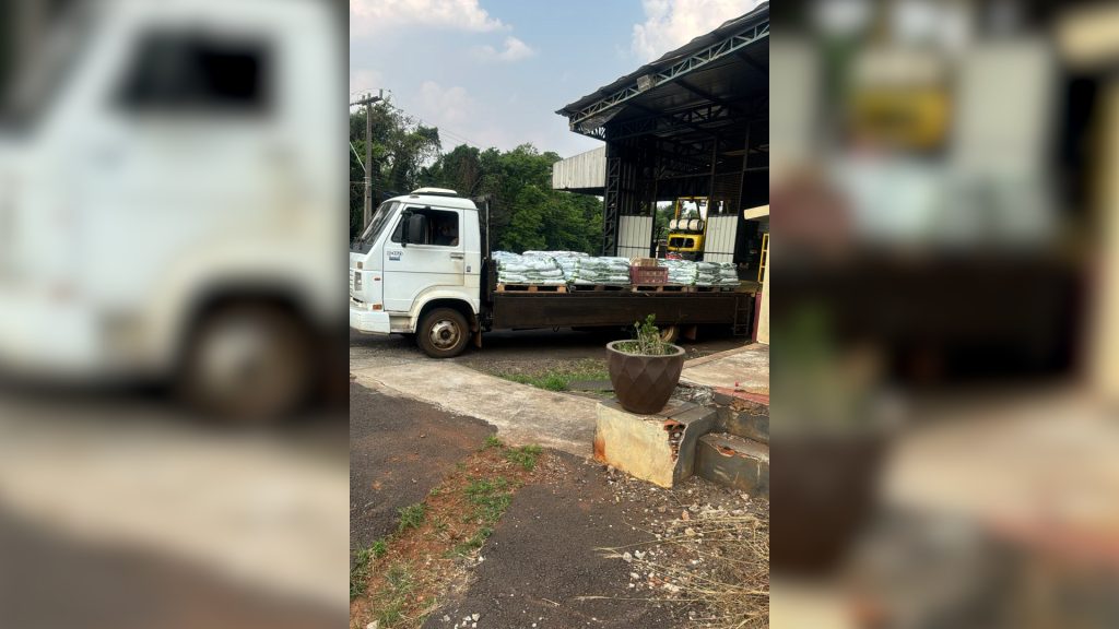 Caminhão é furtado no Bairro Pacaembu