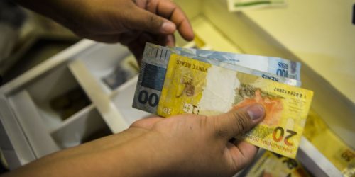 Imagem referente a Arrecadação federal bate recorde de R$ 203,17 bilhões em setembro