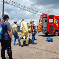 Imagem referente a Bombeiros atendem vítima de acidente de trânsito na Rua Ponta Grossa