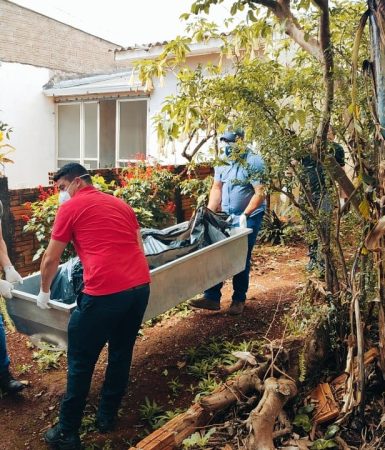 Imagem referente a Corpo em avançado estado de decomposição é localizado no Cataratas