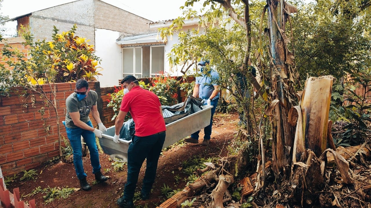 Imagem referente a Corpo em avançado estado de decomposição é localizado no Cataratas